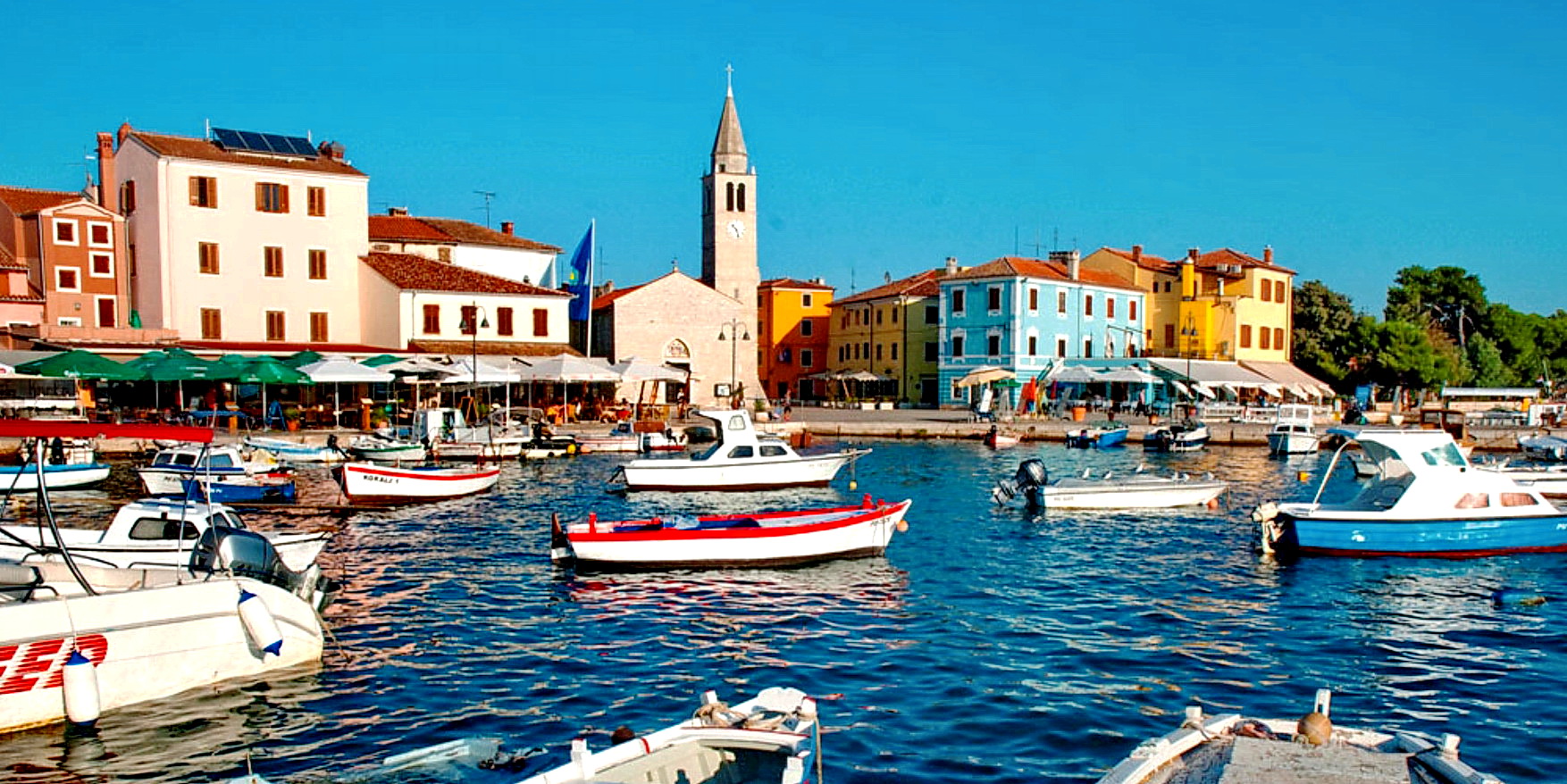 Hafen von Fažana an der Adria